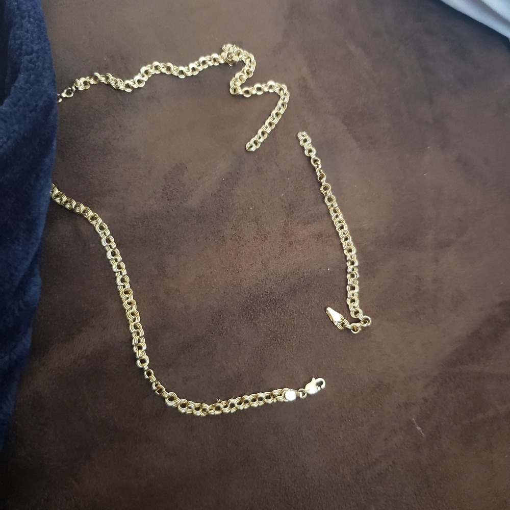 10kt broken chain